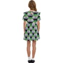 Hackers Town Void Mantis Hexagon Aromantic Pride Flag Kids  Frilly Sleeves Pocket Dress View4