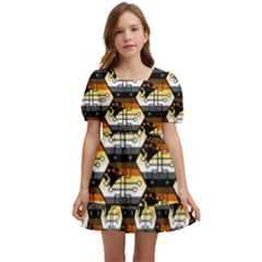 Hackers Town Void Mantis Hexagon Bear Pride Flag Kids  Short Sleeve Dolly Dress