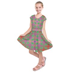 Rippled Magic Kids  Short Sleeve Dress by Thespacecampers