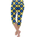 Rosette Capri Yoga Leggings View4