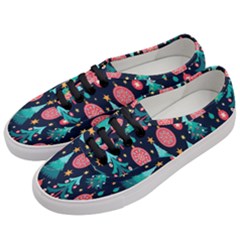 Hand-drawn-flat-christmas-pattern Women s Classic Low Top Sneakers by nate14shop