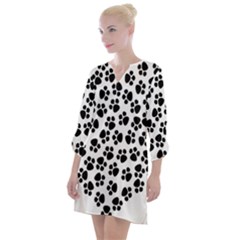 Abstract-black-white Open Neck Shift Dress