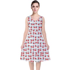 Spanish Love Phrase Motif Pattern V-neck Midi Sleeveless Dress  by dflcprintsclothing