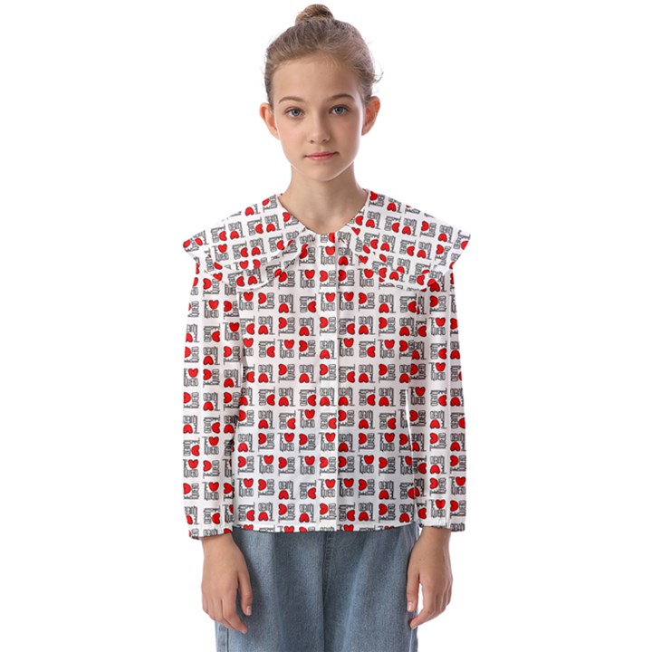 Spanish Love Phrase Motif Pattern Kids  Peter Pan Collar Blouse