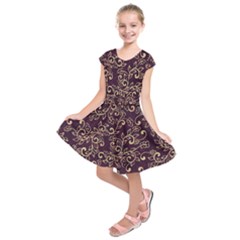 Golden Purple Flower Ornament Kids  Short Sleeve Dress by HWDesign