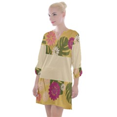 Flowers-mocca Open Neck Shift Dress