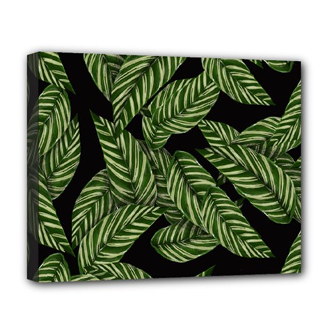  Leaves  Deluxe Canvas 20  X 16  (stretched) by artworkshop