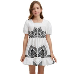 Im Fourth Dimension Black White Kids  Short Sleeve Dolly Dress