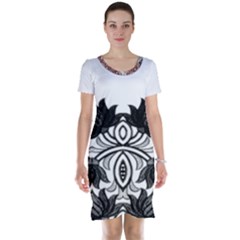 IM Fourth Dimension Black White 6 Short Sleeve Nightdress