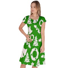 Backdrop-green-white Classic Short Sleeve Dress