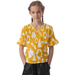 Backdrop-yellow-white Kids  V-neck Horn Sleeve Blouse by nate14shop