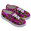 Abstract-karakkter Kids  Classic Low Top Sneakers View3