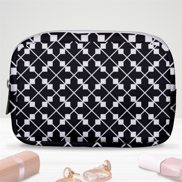 Abstract-black Make Up Pouch (Small)