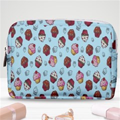 Cupcake Make Up Pouch (medium) by nateshop