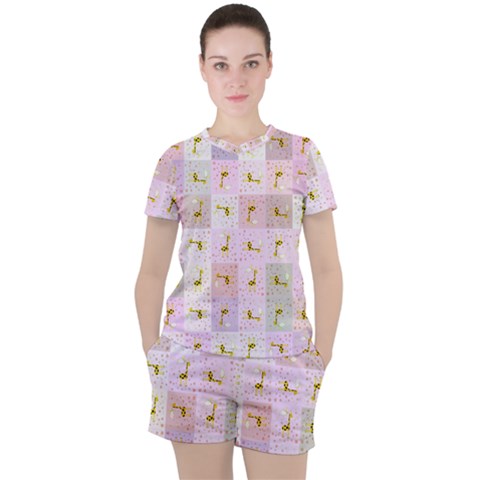 Giraffe Women s Tee And Shorts Set by nateshop