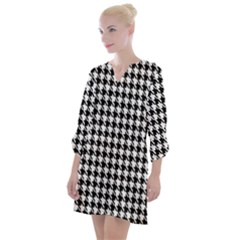 Houndstooth Open Neck Shift Dress by nateshop