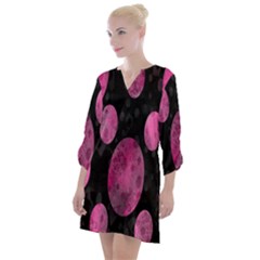 Pattern Circles Open Neck Shift Dress by nateshop