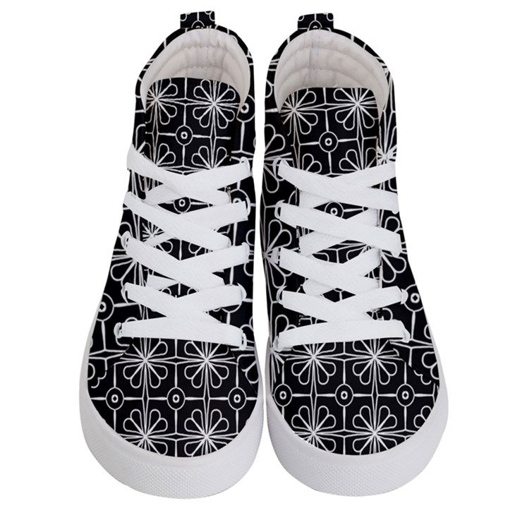 Seamless-pattern Black Kids  Hi-Top Skate Sneakers