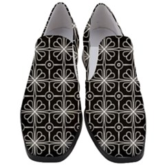 Seamless-pattern Black Women Slip On Heel Loafers