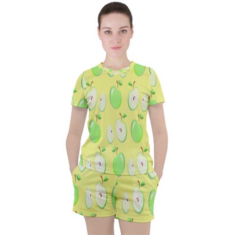 Apple Pattern Green Yellow Women s Tee And Shorts Set by artworkshop