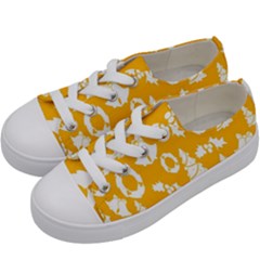 Card Christmas December Kids  Low Top Canvas Sneakers by artworkshop