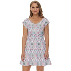 Seamless-pattern Short Sleeve Tiered Mini Dress