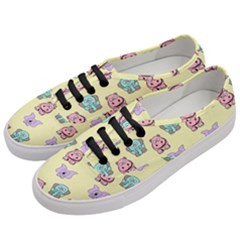 Animals Women s Classic Low Top Sneakers by nateshop