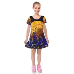 Skyline Frankfurt Abstract Moon Kids  Short Sleeve Velvet Dress