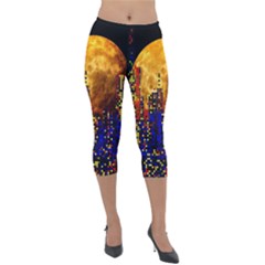 Skyline Frankfurt Abstract Moon Lightweight Velour Capri Leggings 