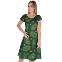 Leaves Snowflake Pattern Holiday Classic Short Sleeve Dress