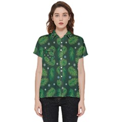 Leaves Snowflake Pattern Holiday Short Sleeve Pocket Shirt by Amaryn4rt