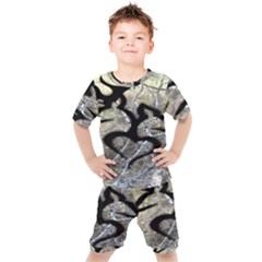 Black Love Browning Deer Camo Kids  Tee And Shorts Set