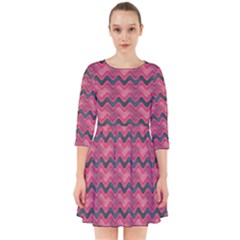 Background-pattern-structure Smock Dress