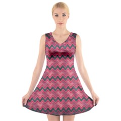 Background-pattern-structure V-neck Sleeveless Dress