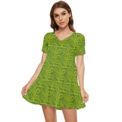 Oak Tree Nature Ongoing Pattern Tiered Short Sleeve Babydoll Dress