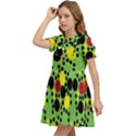 Pattern-polka Green Yelow Black Kids  Bow Tie Puff Sleeve Dress View3