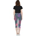 Floral Non Seamless Pattern Inside Out Lightweight Velour Capri Leggings  View4