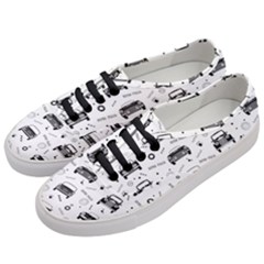 Pattern Retro Italy Cars Classic Women s Classic Low Top Sneakers by danenraven