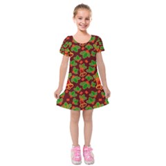 Illustration Xmas Christmas Pattern Kids  Short Sleeve Velvet Dress by danenraven