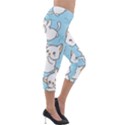 Seamless-little-cat-dragonfly-pattern Lightweight Velour Capri Leggings  View4