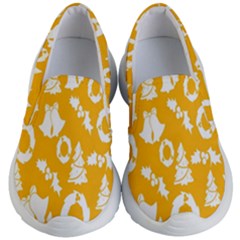 Orang Card Christmas Kids Lightweight Slip Ons by artworkshop