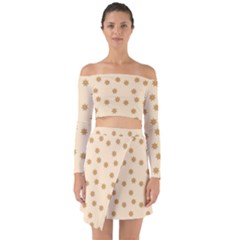 Gingerbread Star Off Shoulder Top With Skirt Set by artworkshop