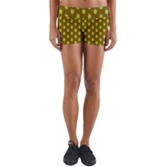 All The Green Apples  Yoga Shorts by ConteMonfrey