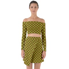 All The Green Apples  Off Shoulder Top With Skirt Set by ConteMonfrey