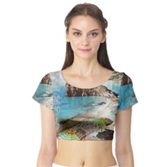 Beach Day At Cinque Terre, Colorful Italy Vintage Short Sleeve Crop Top by ConteMonfrey