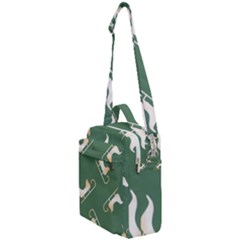 Gold Santa s Sleigh Green Print Crossbody Day Bag