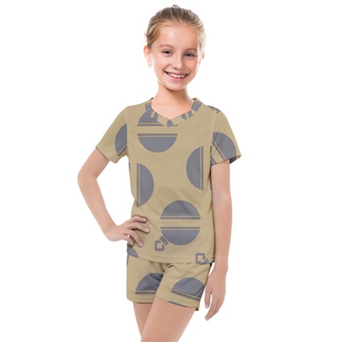 Gray Stripe Ornaments Brown Kids  Mesh Tee And Shorts Set by TetiBright