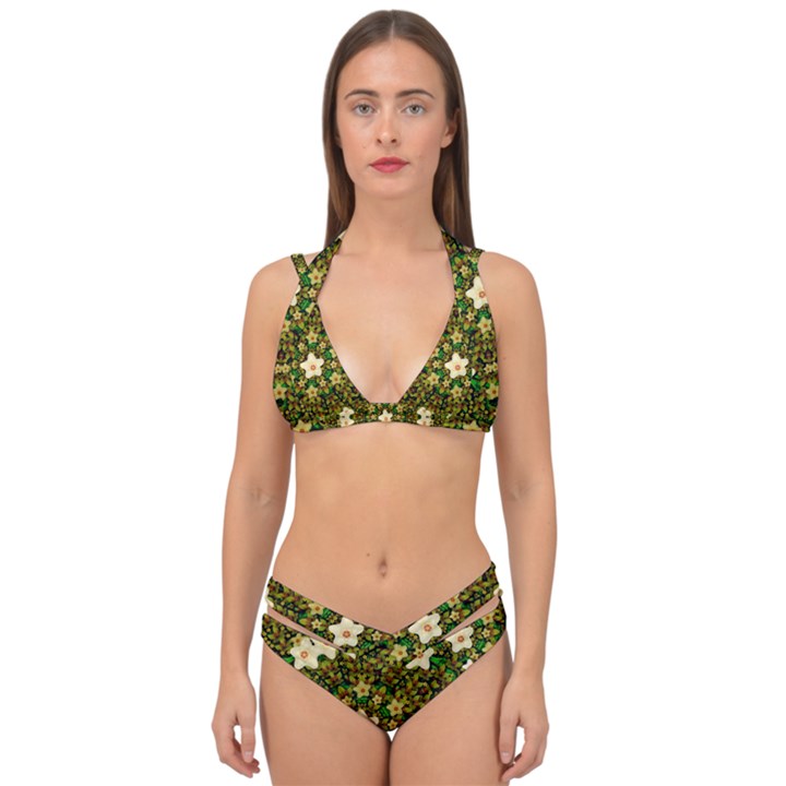 Flower Power And Big Porcelainflowers In Blooming Style Double Strap Halter Bikini Set