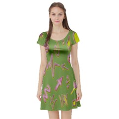 Green Yes Pink Short Sleeve Skater Dress by nateshop