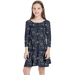 Seamless-pattern Kids  Quarter Sleeve Skater Dress by nateshop